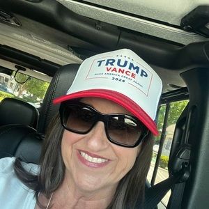 Meet your Posher, Helena